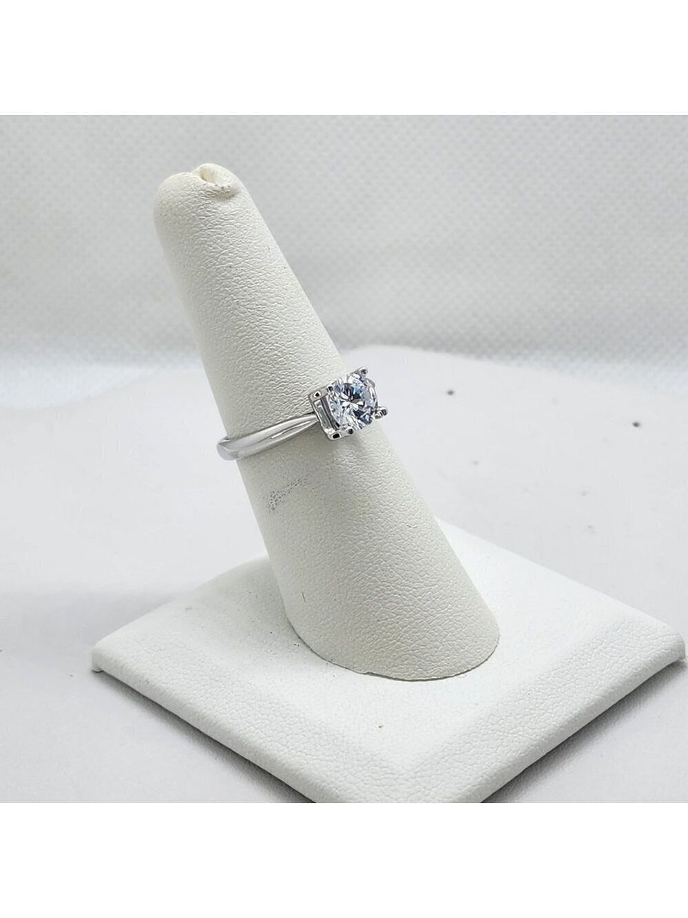 Brand New Sterling Silver 925 Gemstone Ring